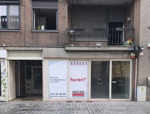                                         Rez-de-chaussée commercial à louer à Lommel, € 1.350
