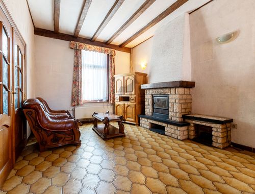                                         Maison à vendre à Morlanwelz-Mariemont, € 109.000
