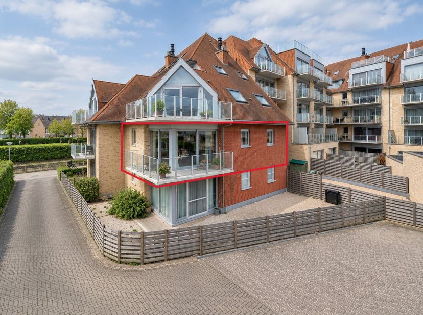 Appartement te koop in Calonnegracht 3 bus 01.01,
                    8630 Veurne