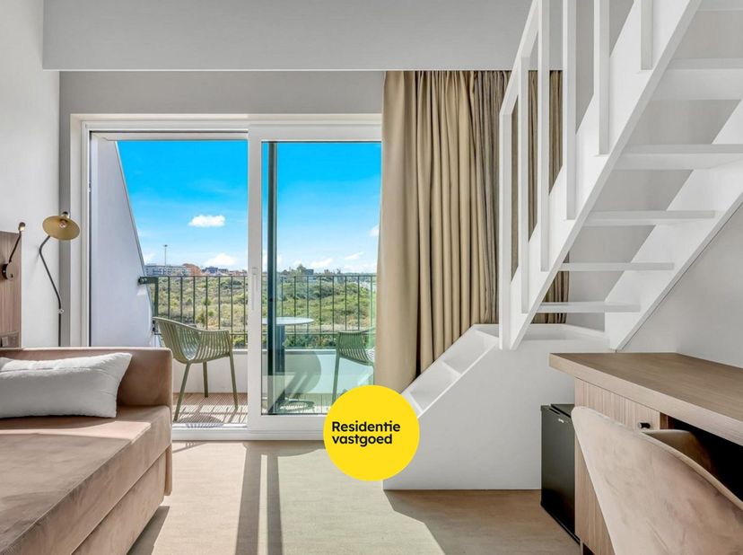Zorgeloos beleggen in vastgoed? Ontdek deze topinvestering! <br />
Duplex hotelkamer voor 4 personen (dubbel bed in mezzanine en uitschuifbaar salon/b