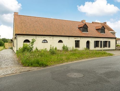                                         Handelszaak te koop in Kasterlee, € 449.000

