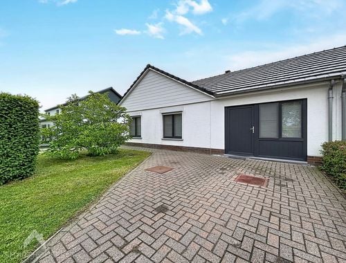                                         Woning te koop in Kluizen, € 409.000
