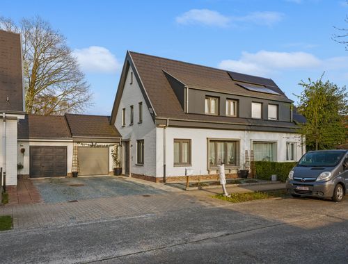                                         Maison à vendre à Zele, € 385.000
