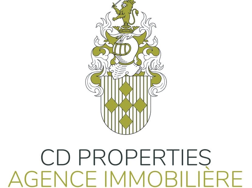 Discreet aanbod – Uitzonderlijke woning met indrukwekkende volumes<br />
Deze prachtige halfopen bebouwing, die discreet wordt aangeboden, weet te ver