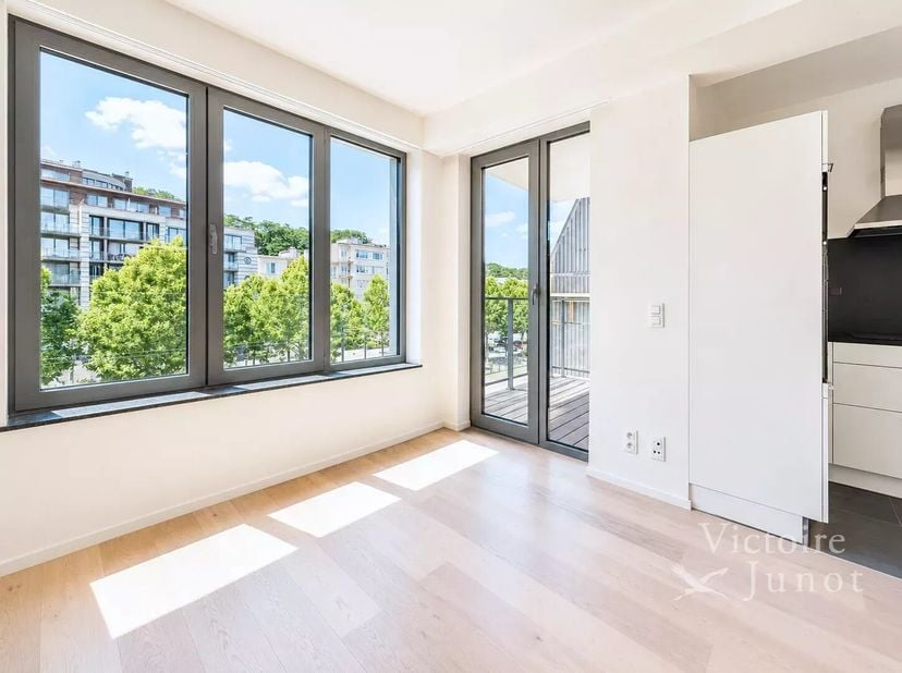 Gepresenteerd door Yanis Morsa : 0487 71 46 10 / yanis.morsa@victoire.be<br />
Victoire-junot biedt u dit prachtige appartement in Auderghem, gelegen