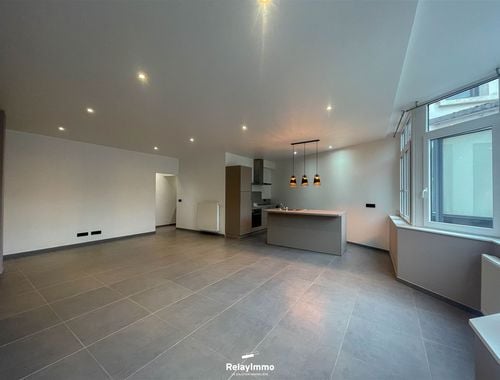                                         Appartement à louer à Tournai, € 850
