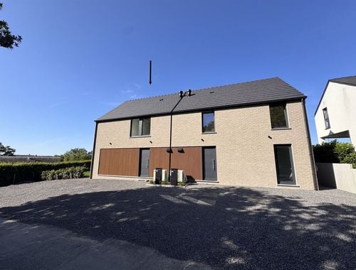                                         Maison à louer à Grandhan, € 1.200
