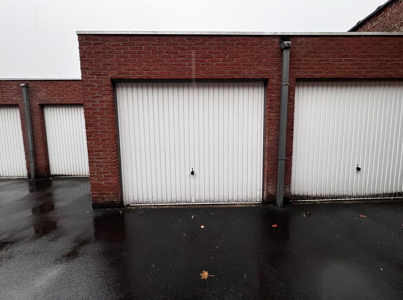 Garage te huur in Désiré Mergaertstraat 30,
                    8800 Roeselare