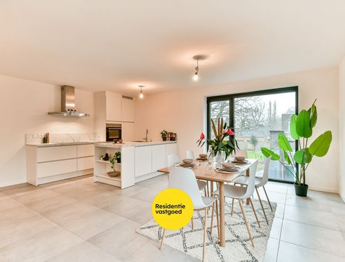                                        Appartement à vendre à Gistel, € 345.000
