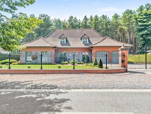                                         Villa te koop in Koersel, € 995.000

