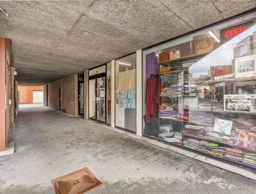                                         Kantoorruimte te koop in Lommel, € 153.000
