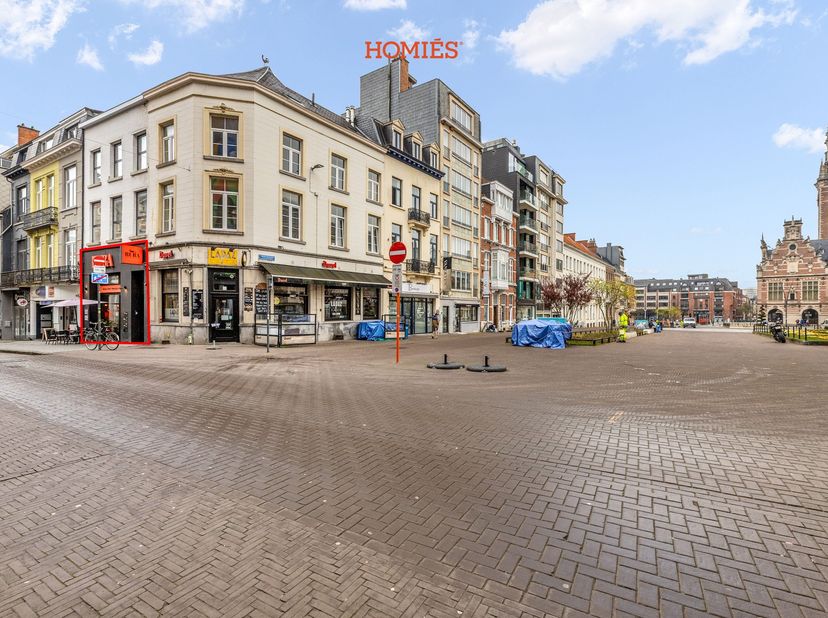 Bien professionnel à vendre
                    à 3000 Leuven