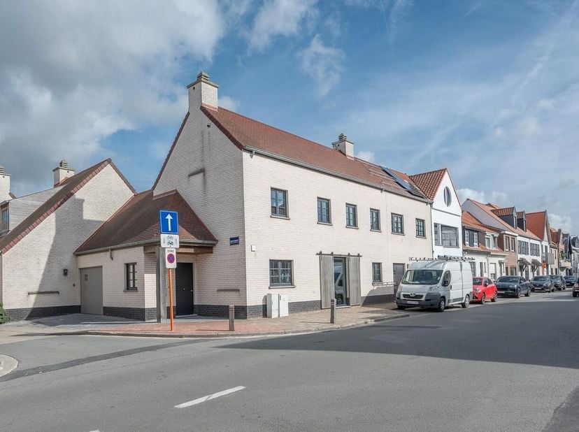 Huis te koop in Graaf Jansdijk 1,
                    8300 Knokke