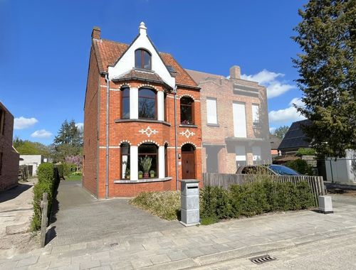                                         Maison à vendre à Assebroek, € 419.000
