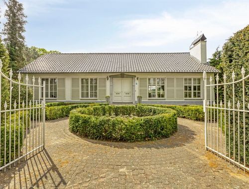                                         Villa à vendre à Eisden, € 650.000
