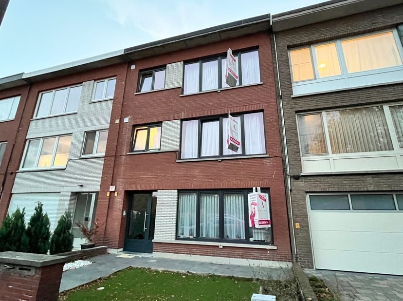 Appartement te koop in Haviklaan 37 bus 002,
                    2100 Deurne