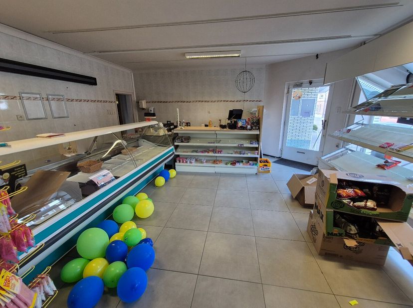 Bien professionnel à louer
                    à 3500 Hasselt