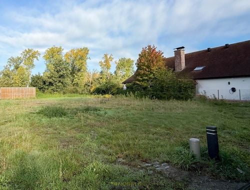                                         Terrain à bâtir à vendre à Berlare, € 160.000
