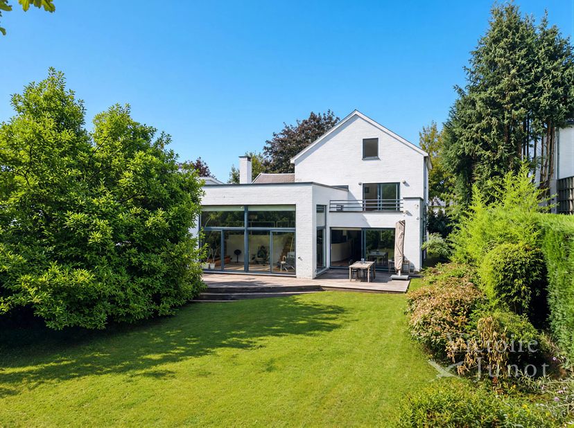 Maison à vendre à ,
                    1180 Uccle