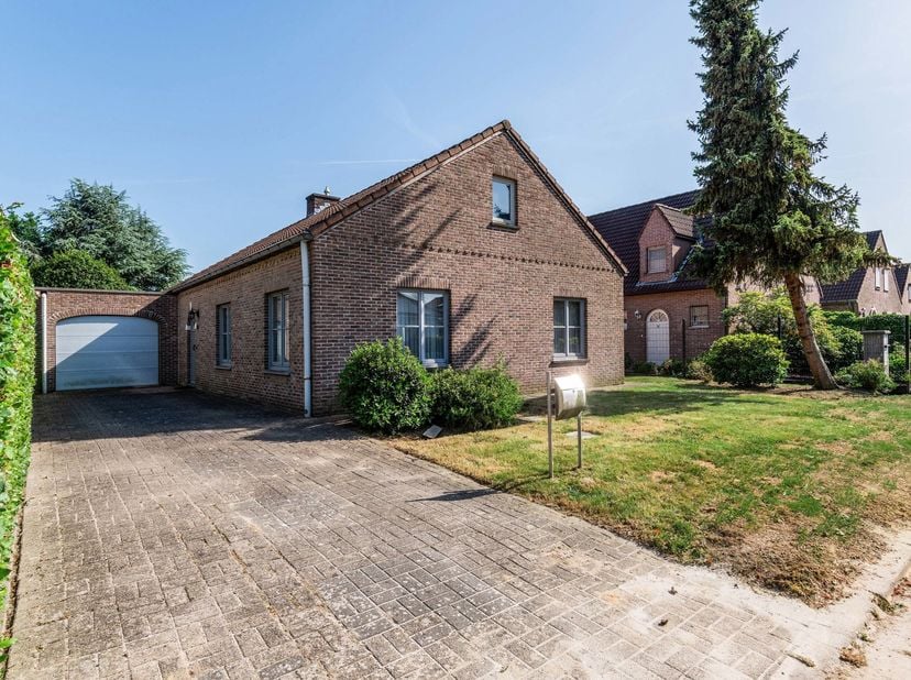 Sorry, deze woning werd reeds succesvol VERKOCHT. Bent u actief op zoek en wenst u in de toekomst als eerste op de hoogte te worden gehouden van mogel