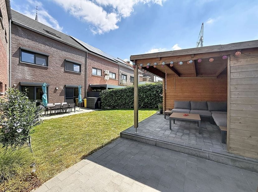 Huis te koop in Sint-Kwintensstraat 2  bus A,
                    3350 Wommersom