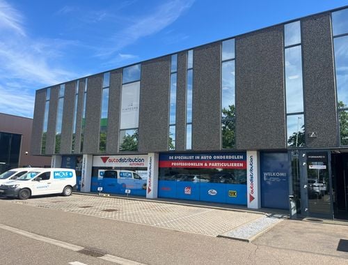                                         Handelsgelijkvloers te huur in Hasselt, € 9.025
