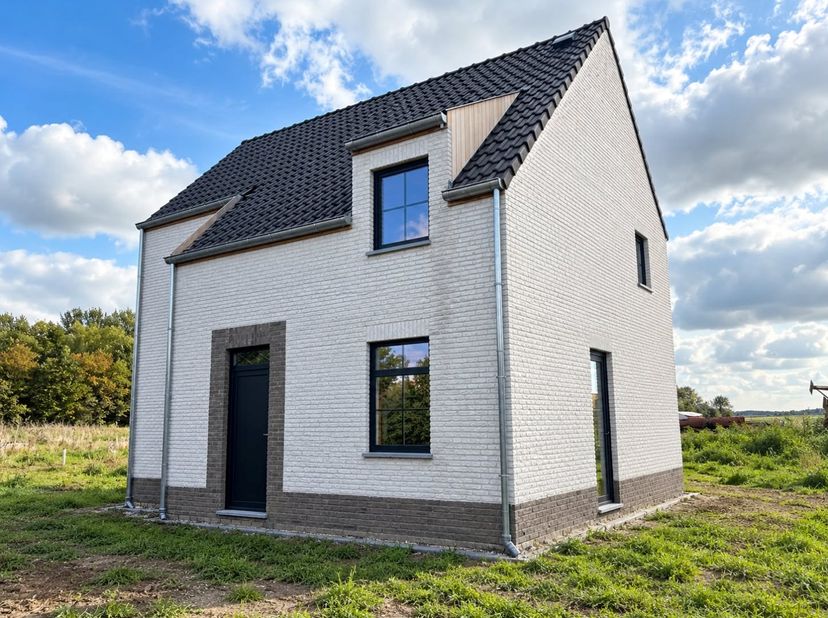 Project in Leistraat 48,
                    8620 Nieuwpoort