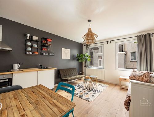                                         Studio met slaaphoek te koop in Antwerpen, € 139.000
