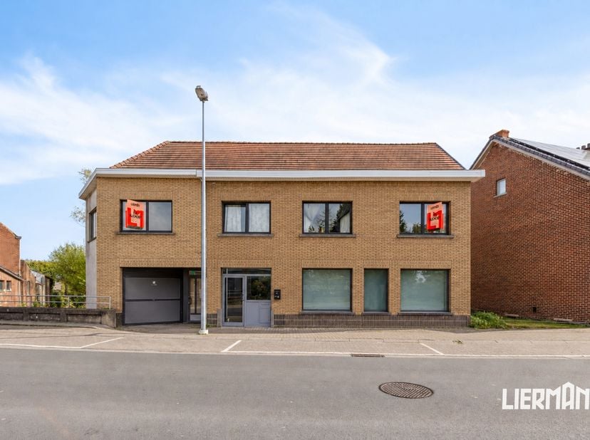 Appartement à vendre à Dorent 19,
                    9420 Burst