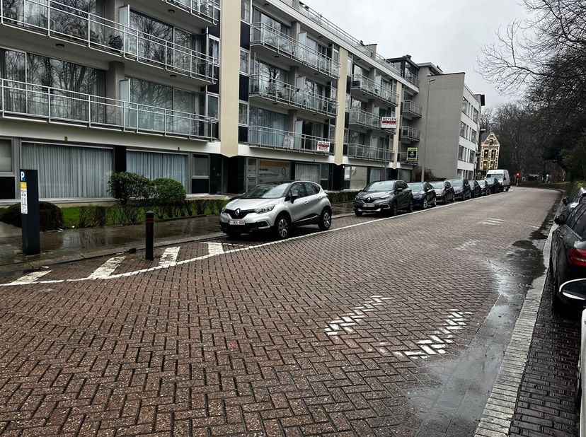 Terrain à vendre au coeur de Lier Anton Bergmannlaan<br />
A vendre : un emplacement de parking souterrain dans une situation extrêmement centrale dan