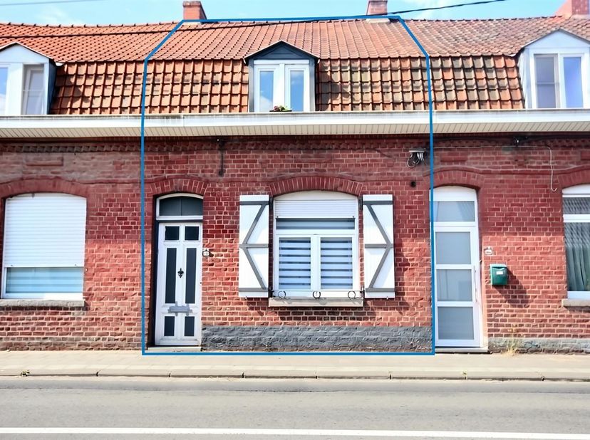Maison à conforter avec jardin à Herseaux