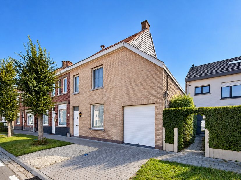 Maison à vendre à Nederenamestraat 211,
                    9700 Oudenaarde