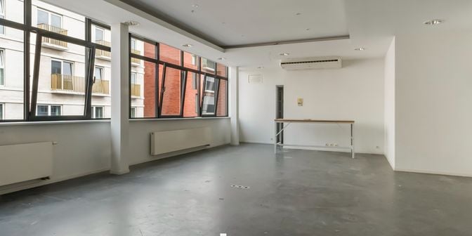 Bedrijfsvastgoed te huur in Sint-Janslaan 15, 8500 Kortrijk