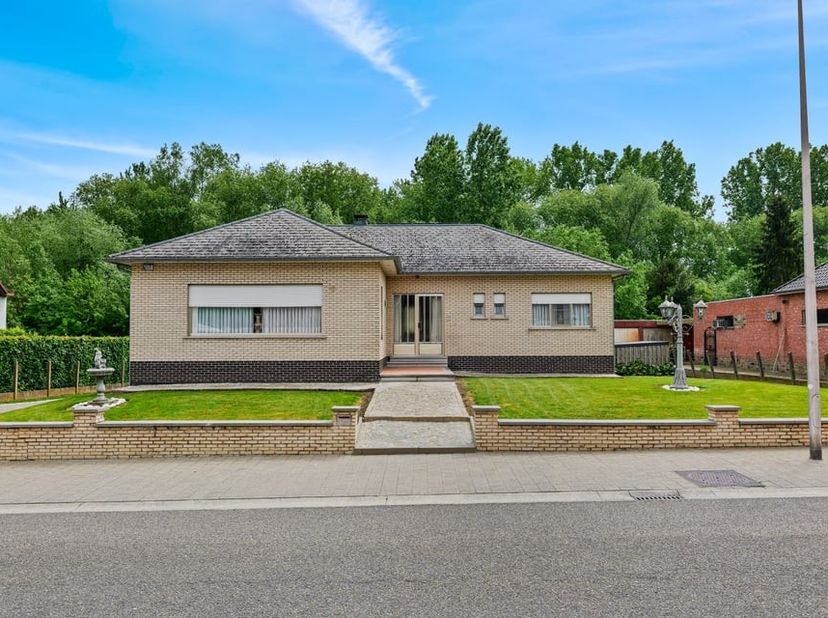 Maison à vendre
                    à 3870 Heers