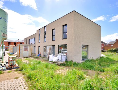                                         Maison à vendre à Renaix, € 270.857
