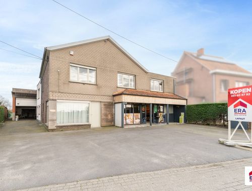                                         Bien commercial avec habitation à vendre à Dentergem, € 399.000
