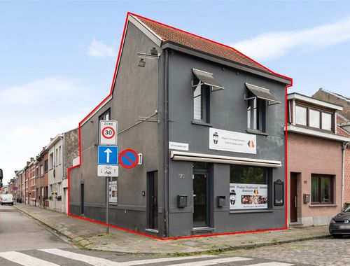                                         Bâtiment commercial à vendre à Ekeren, € 289.000
