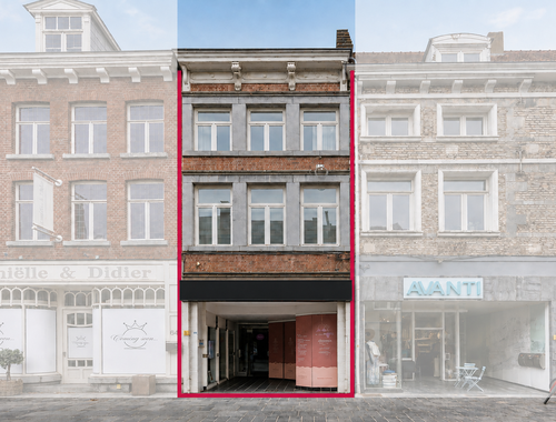                                         Handelspand met woonst te koop in Maaseik, € 595.000
