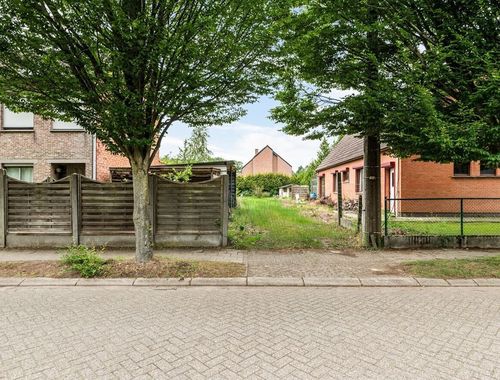                                         Terrain à bâtir à vendre à Sint-Job-in-'t-Goor, € 225.000
