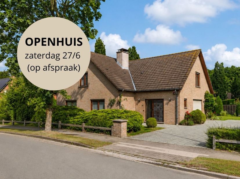 Bent u op zoek naar een ruime gezinswoning op een uitstekende locatie in Sint-Michiels? Dan verdient deze alleenstaande woning absoluut uw aandacht.<b