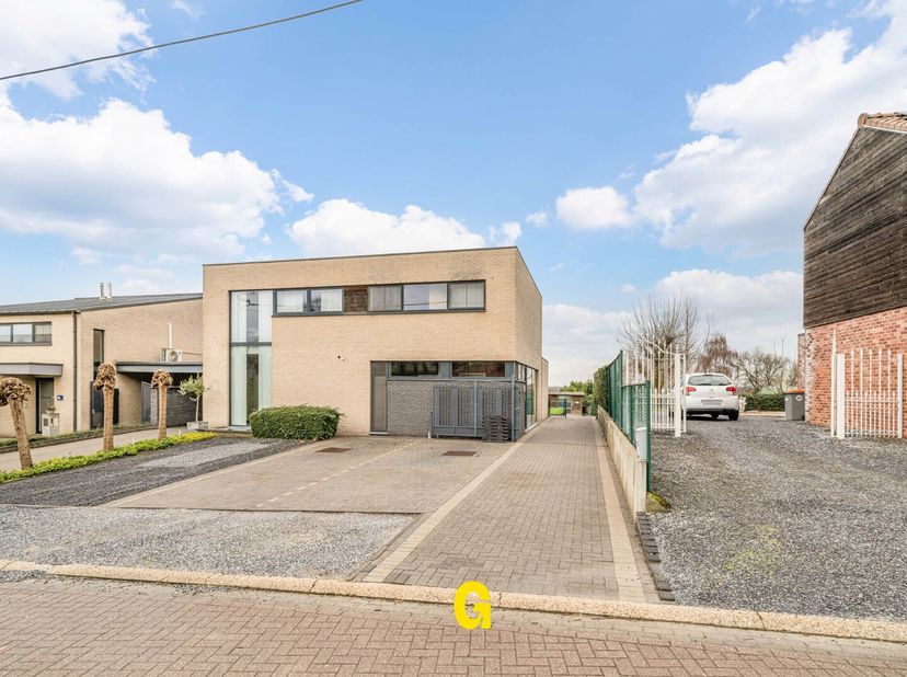 Maison à vendre
                    à 3740 Kleine-Spouwen