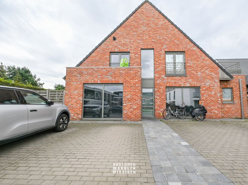Appartement te huur in Raveschootsveldstraat 1 - C bus 101,
                    8750 Wingene
