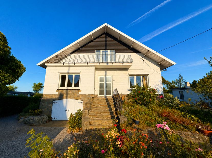 Huis te koop
                    in 6120 Nalinnes