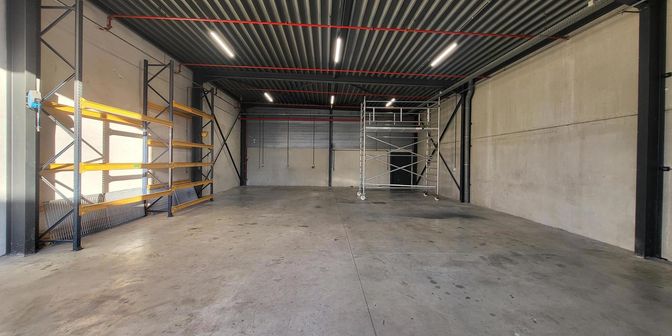 Bedrijfsvastgoed te huur in Molsebaan 51 bus B, 2450 Meerhout