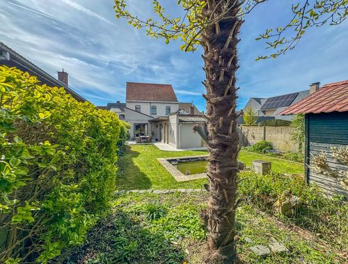                                         Maison jumelée à vendre à Ruien, € 339.000
