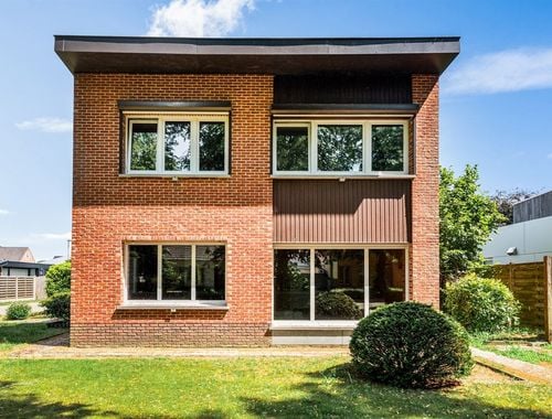                                         Maison unifamiliale à vendre à Noorderwijk, € 295.000
