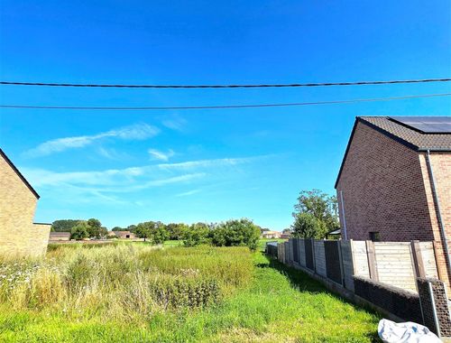                                         Terrain à bâtir à vendre à Neufmaison, € 59.950
