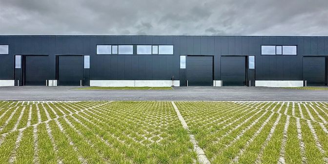 Bedrijfsvastgoed te huur in Boulevard Industriel 54 bat G bus milieu, 7700 Moeskroen