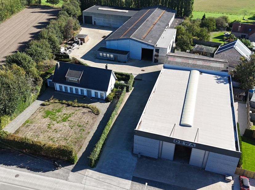 Bedrijfsvastgoed te koop in Grote Moerstraat 4,
                    9940 Evergem
