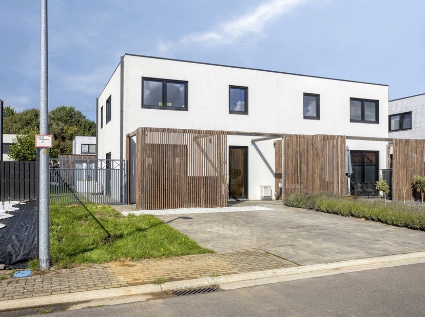 Huis te koop in Op 't Zand 24,
                    3271 Averbode